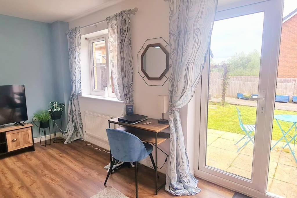 Prime Location 3 Bed House Villa Newport  Exteriör bild