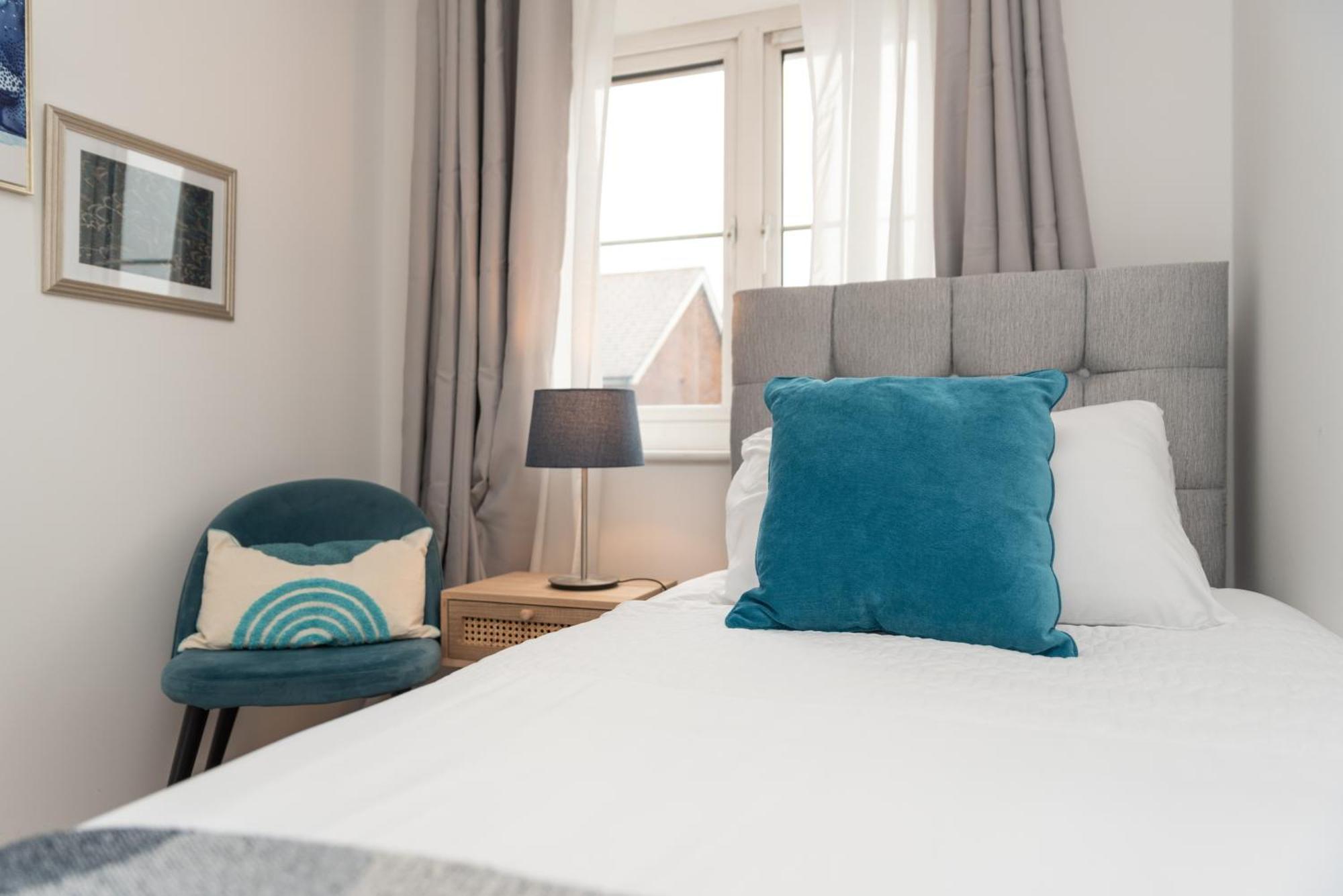 Prime Location 3 Bed House Villa Newport  Exteriör bild